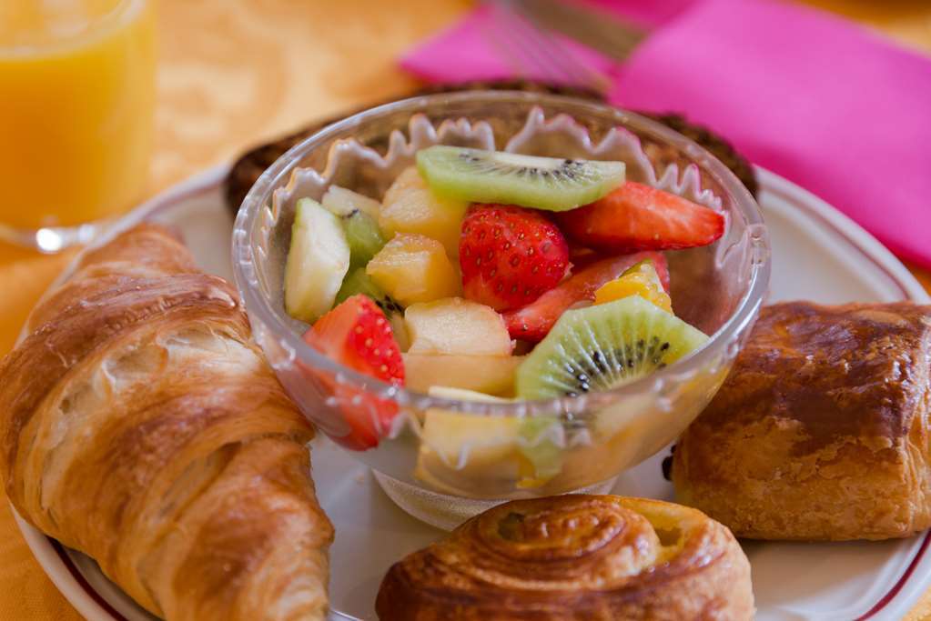Hotel Mireille アルル 設備 写真