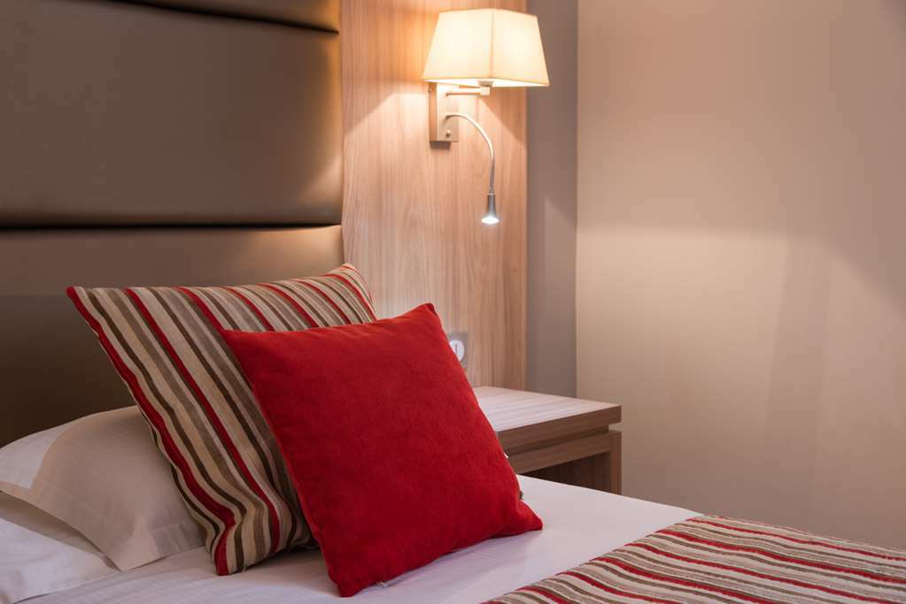 Hotel Mireille アルル 設備 写真